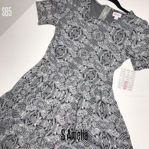 LuLaRoe Amelia Dress Pockets Pleats